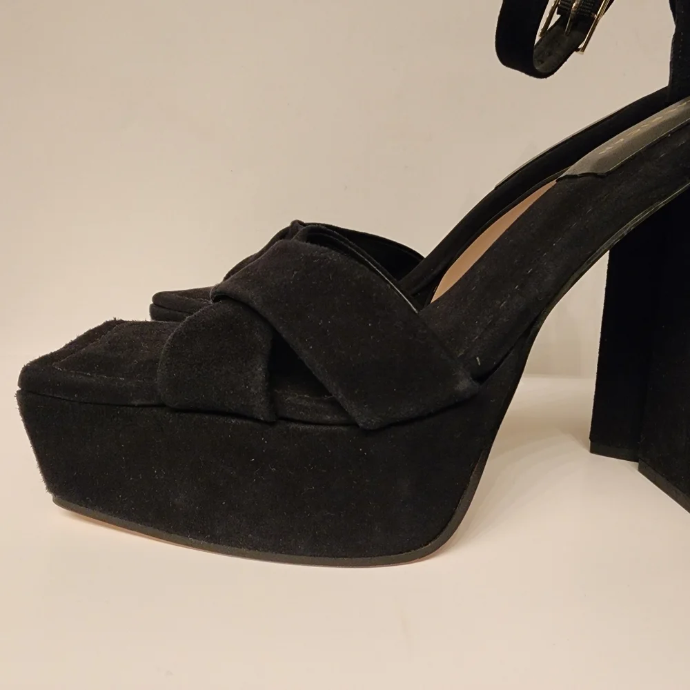 Good American Suede Platform Heels Ankle Strap Black Size 11 (Missing 1 Strap)